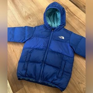 The North Face Toddler Reversible Water-Resistant puffer coat